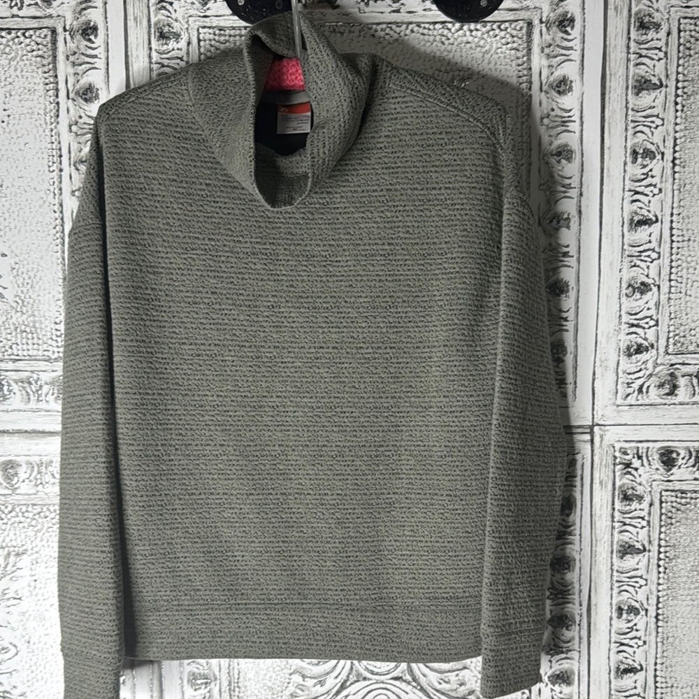 The American Outdoorsman Pullover